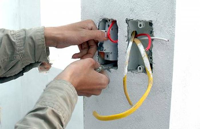 cách sửa chữa điện tại nhà an toàn