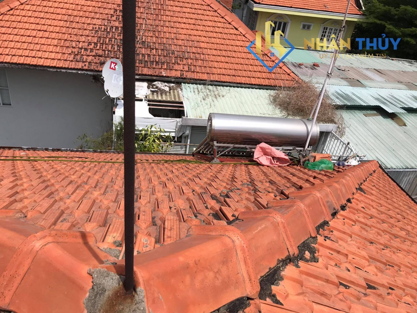 Thợ chống dột mái ngói tại TPHCM | Bảo hành lâu dài 5 năm