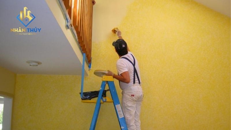 Thời điểm thích hợp để sơn lại nhà