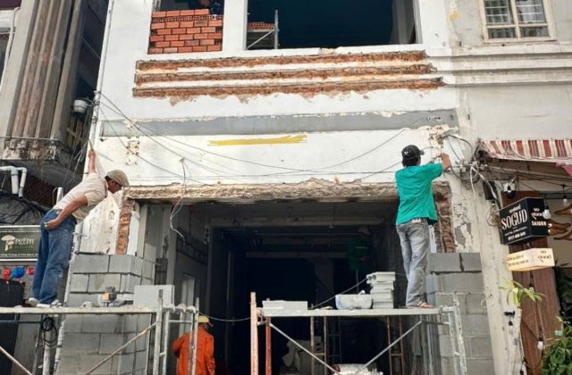nên thuê sửa nhà trọn gói hay xây mới
