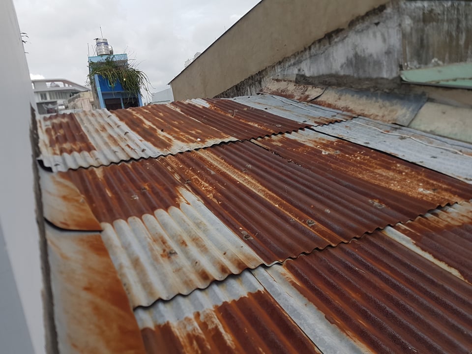 khắc phục mái tôn dột nước