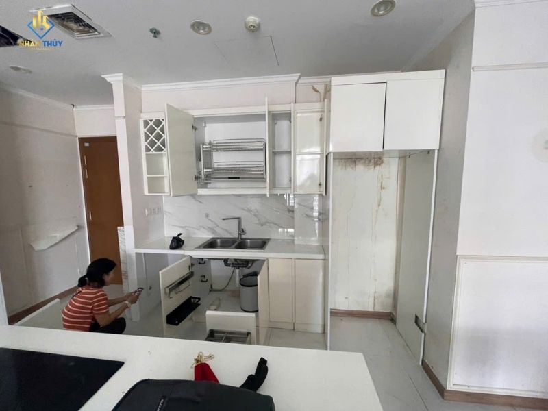 Khu bếp căn hộ Central 3 trước khi cải tạo