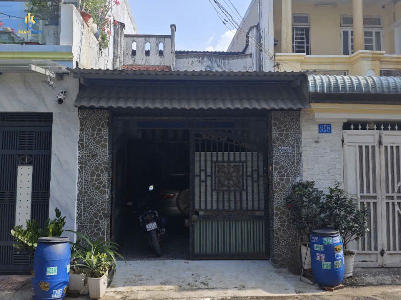Hiện trạng nhà cấp 4 trước khi cải tạo tại Thuận An