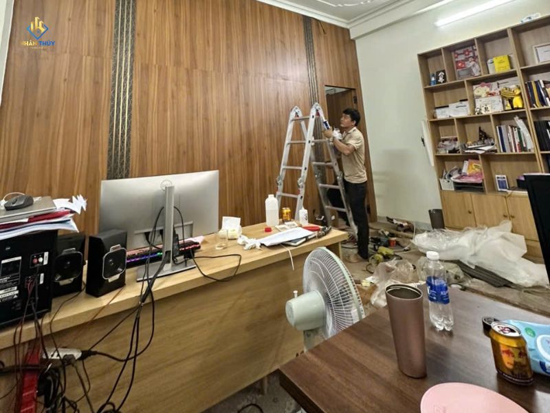dựng vách ngăn văn phòng