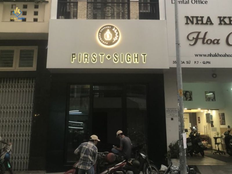 Mặt tiền showroom First Sight sau cải tạo tại Phú Nhuận