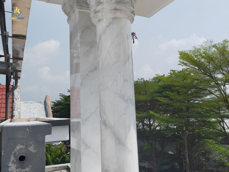 Mẫu sơn giả đá cẩm thạch trên cột