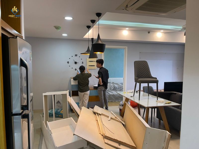 Quá trình cải tạo phòng khách căn hộ chị Như