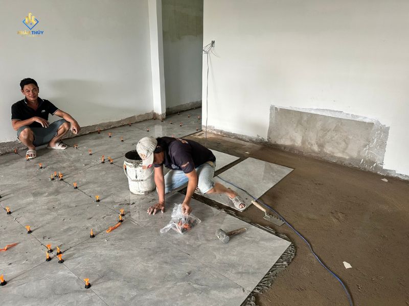Thợ Nhân Thủy xây tô và ốp lát tại công trình nhà cấp 4 Quận 10