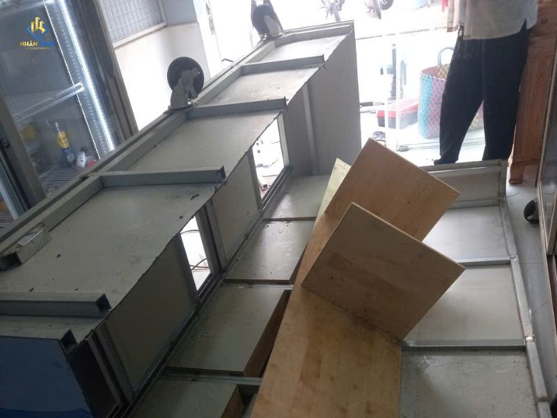 Nhân Thủy thi công cải tạo tiệm bánh tại Tân Phú