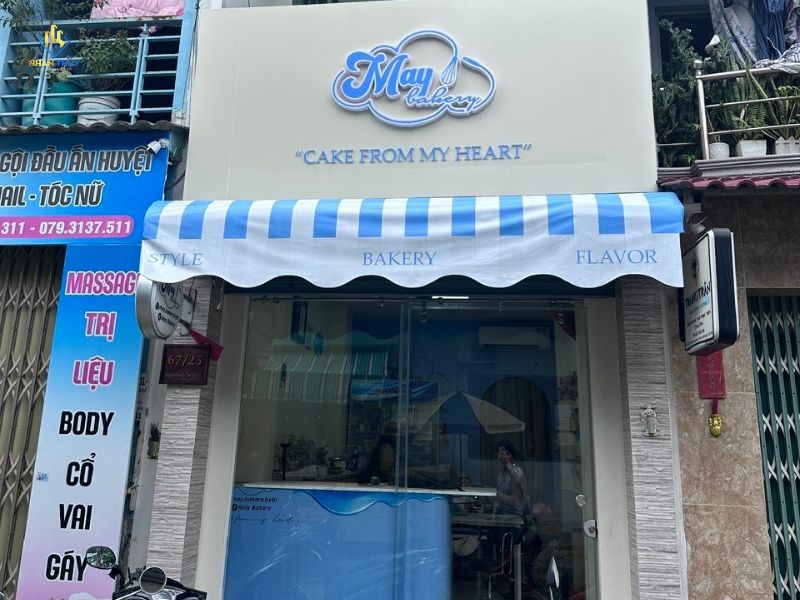mặt tiền tiệm bánh tại Nguyễn Văn Yến sau cải tạo